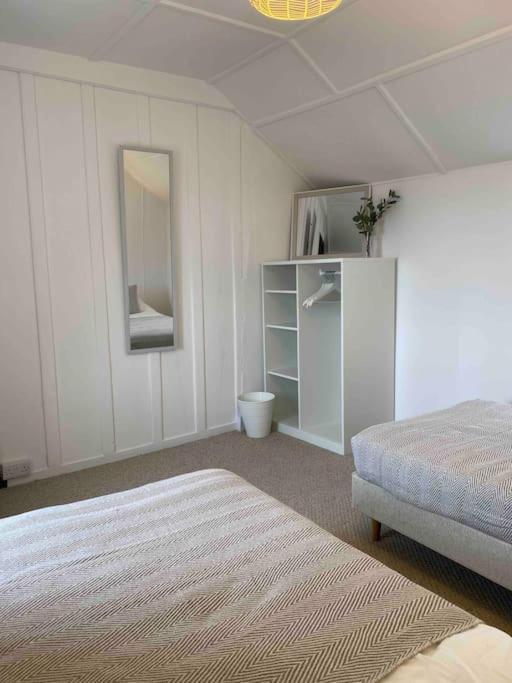 Seagulls Cottage, Touching Distance From Beach Mousehole Exterior foto